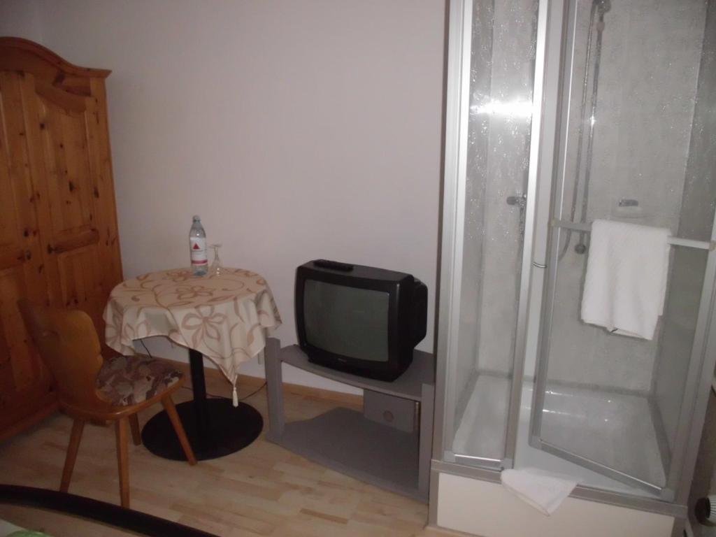 Zur Alten Fuldaschleife Guxhagen Szoba fotó